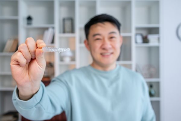 How Often Do You Really Need To Wear Invisalign Aligners?